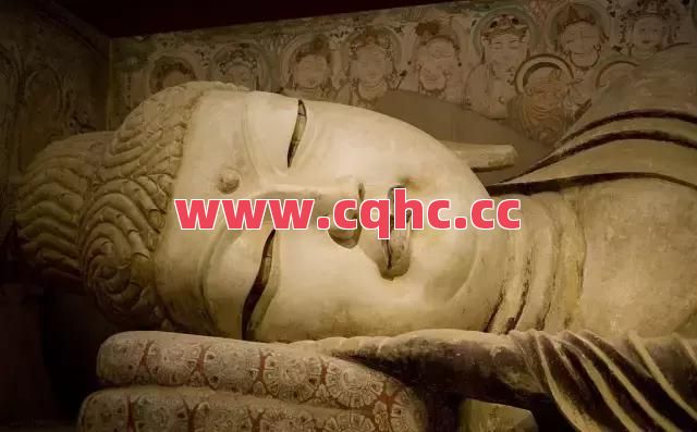 为什么云游商人在游戏中非常受欢迎呢？